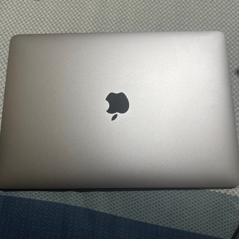 Macbook air m1 grey