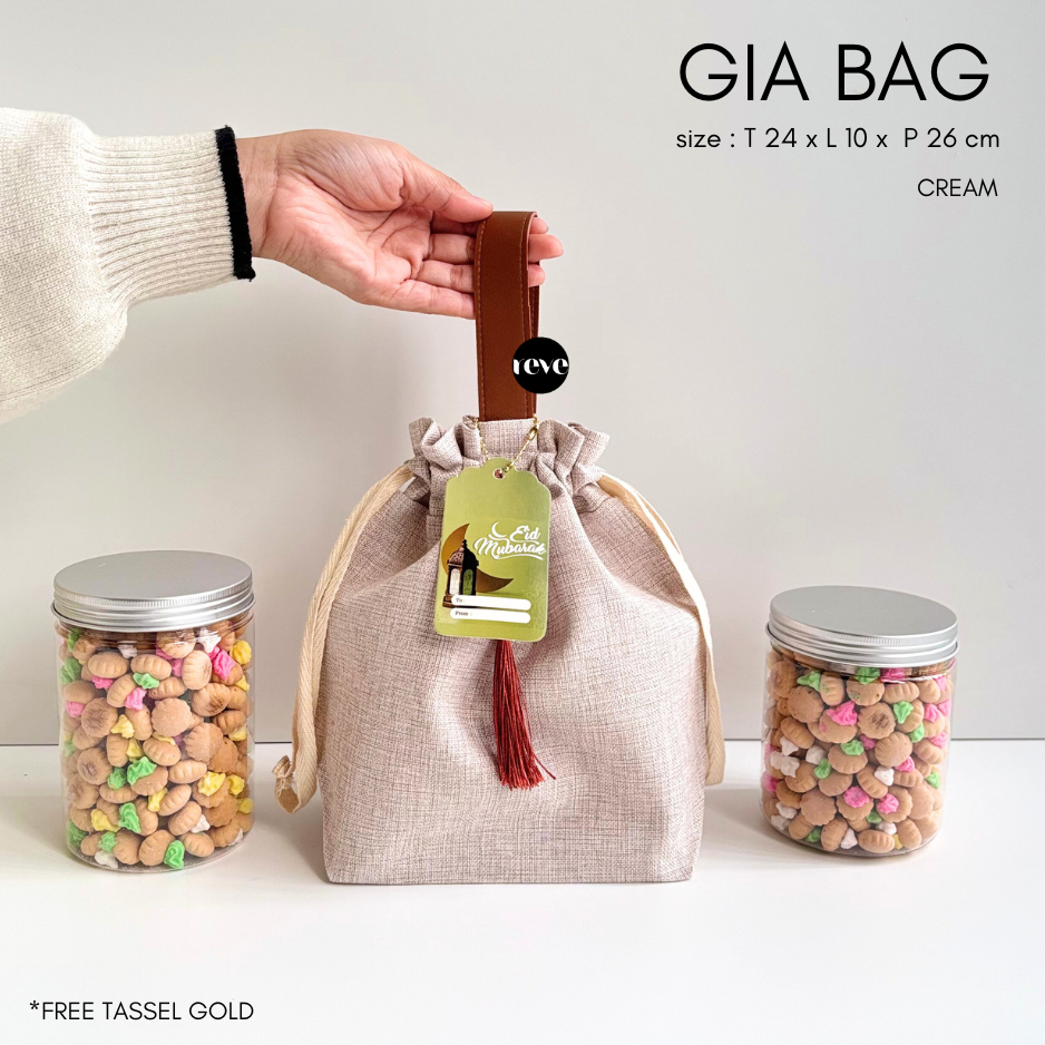 

GIA bag tas hampers souvenir FREE TASSEL GOLD 24x10x26 natal idul fitri cny event