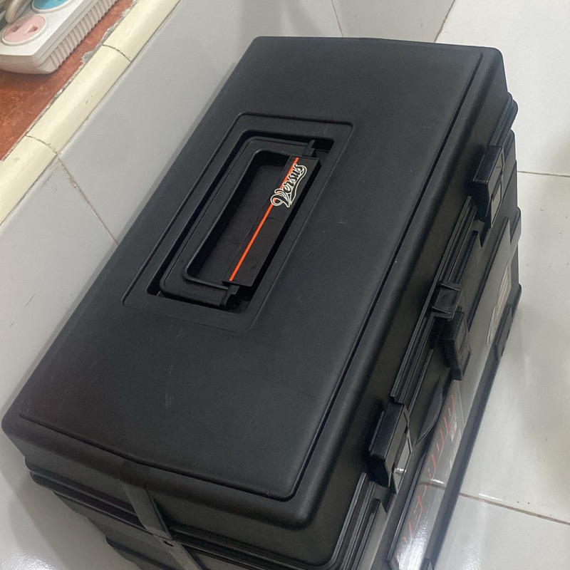 Box Tamiya Versus 8010 Second/Bekas