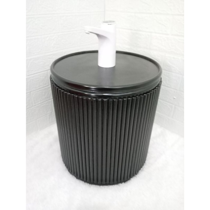 Bono – Tempat Galon Estetik | Dispenser Air Bawah + Dudukan Pompa Galon Elektrik