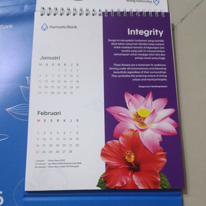 

Kalender Meja 2025 logo bank