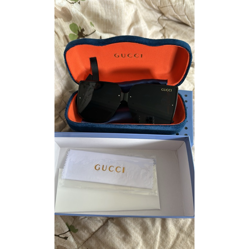 Gucci Kacamata Hitam