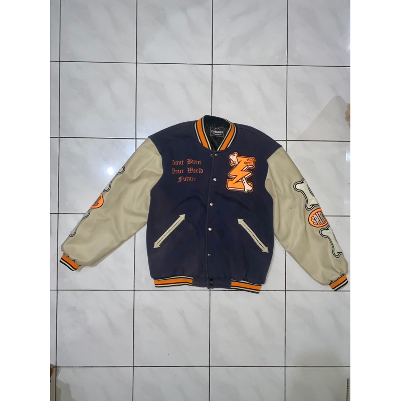 Preloved/Bekas Jaket Varsity Evil Spirit