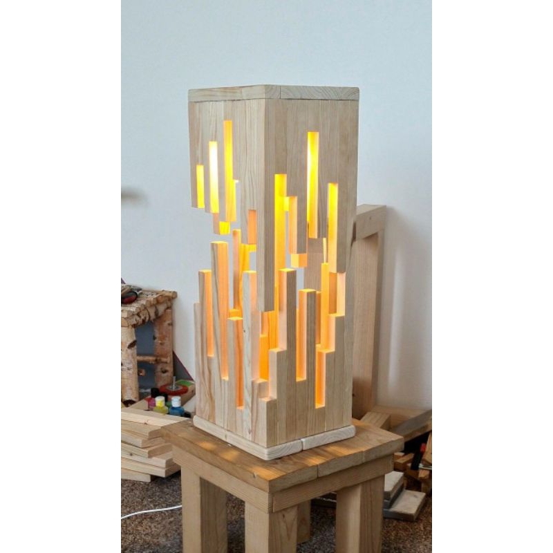 Lampu tidur kayu jati belanda