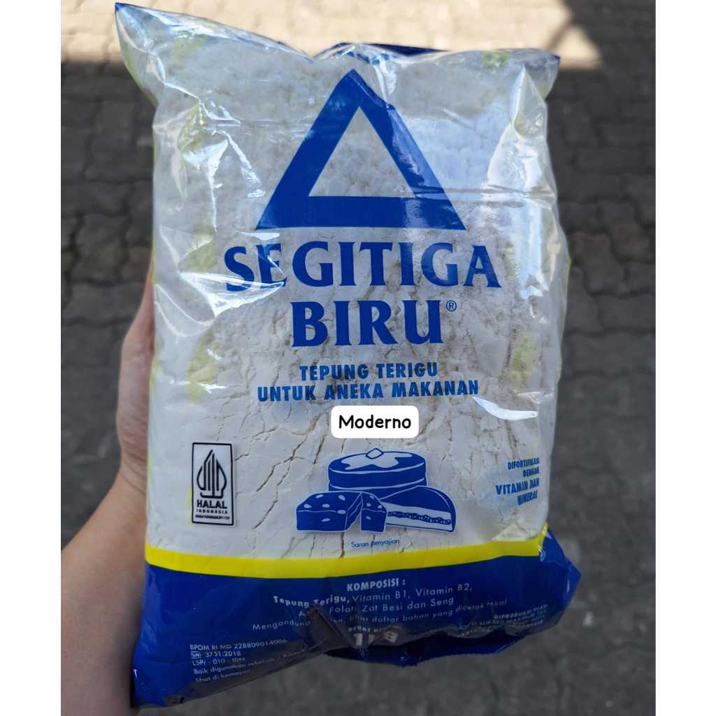 

Tepung segitiga biru 1 kg