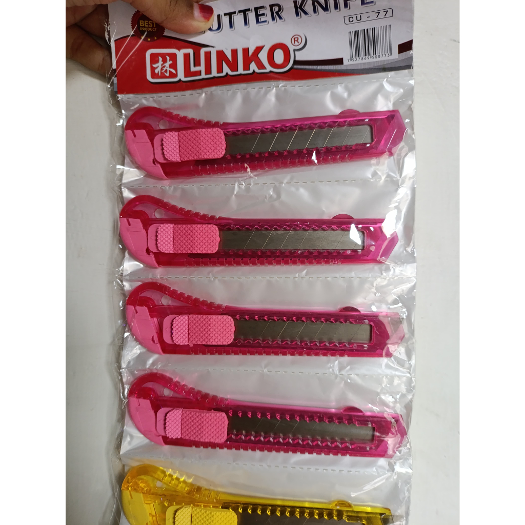 

PROMO (12 PCS) Cutter Besar isi 12 pcs / renteng