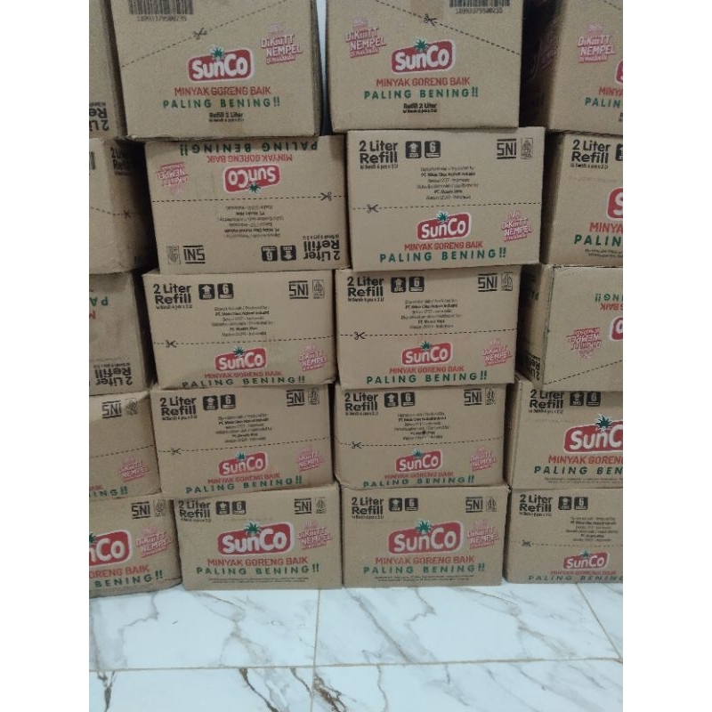 

minyak goreng sunco 2 liter ,,1 dus