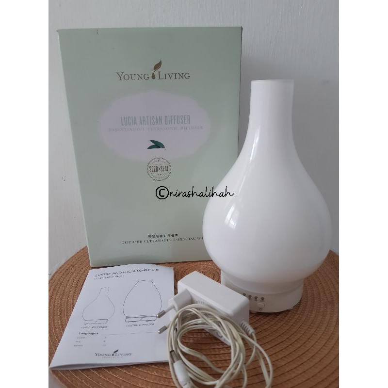 PRELOVED Young Living Lucia Artisan Diffuser