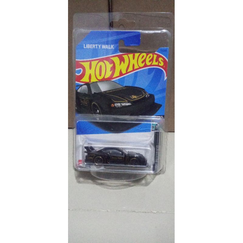 lbwk hitam. nissan silvia s15