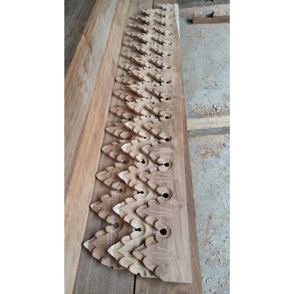 LISPLANG KAYU JATI UKIR MOTIF BUNGA