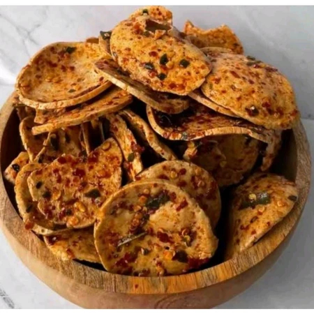 

Keripik Basreng Bumbu Pedas Daun Jeruk Koin pipih Keriuk isi 1KG