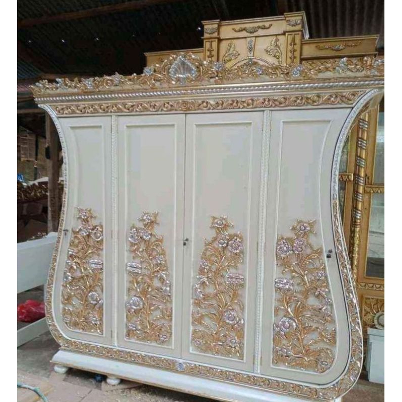 lemari pakaian jati solid Jepara/lemari pakaian ukir Jepara pintu 4/lemari pakaian model terbaru/pak