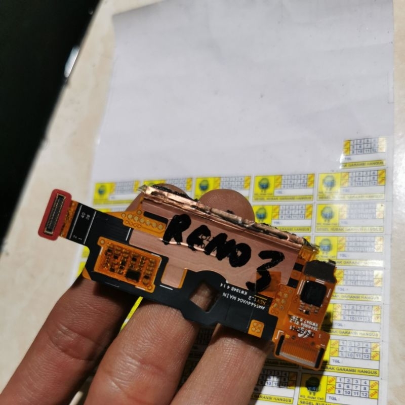 soket konektor lcd copotan op po f15  a91 reno 3