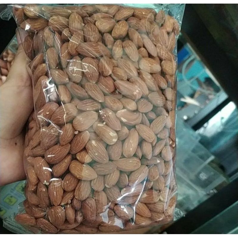 

KACANG ALAMOND PANGGANG || KACANG ALMOND PANGGANG KEMASAN 500 GR