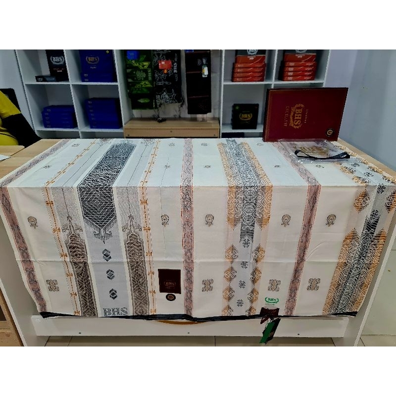 SARUNG BHS EXCELLENT GOLD E57 JGF