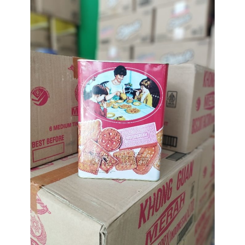 

Biskuit Khong Guan 1.6 kg
