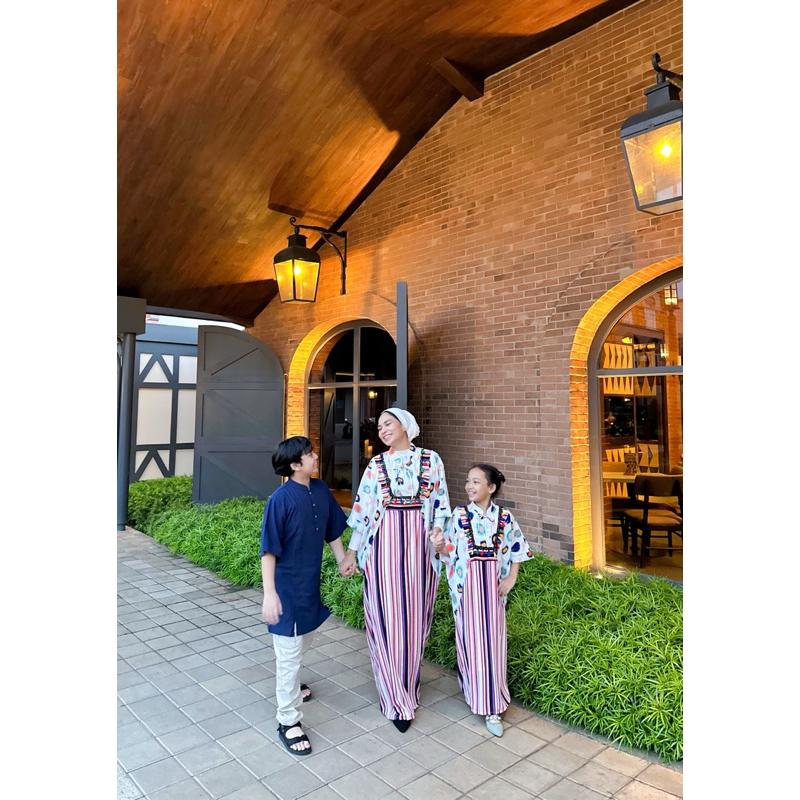 JOLIE KAFTAN | KAFTAN KEKINIAN | KAFTAN MODERN | KAFTAN COUPLE | KAFTAN LEBARAN | KAFTAN LUCU | KAFT