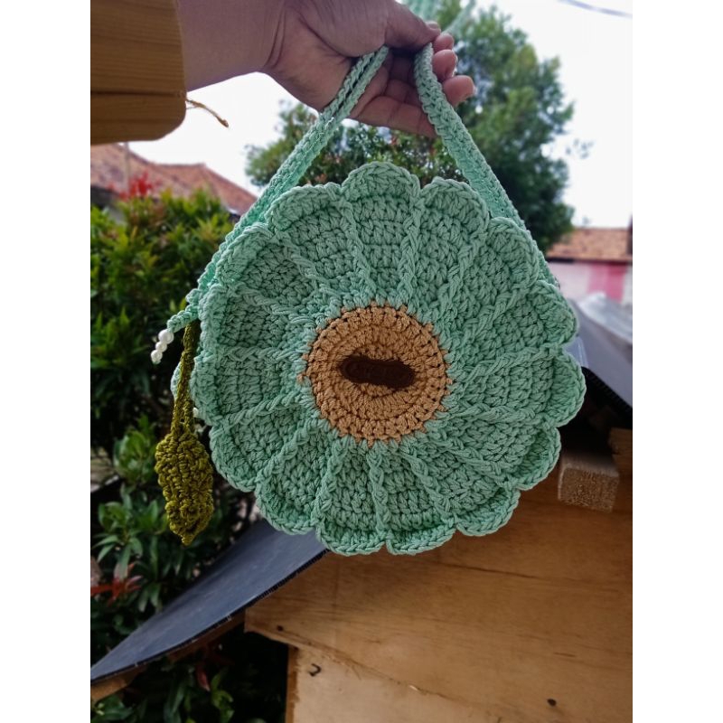 tas rajut bunga Daisy