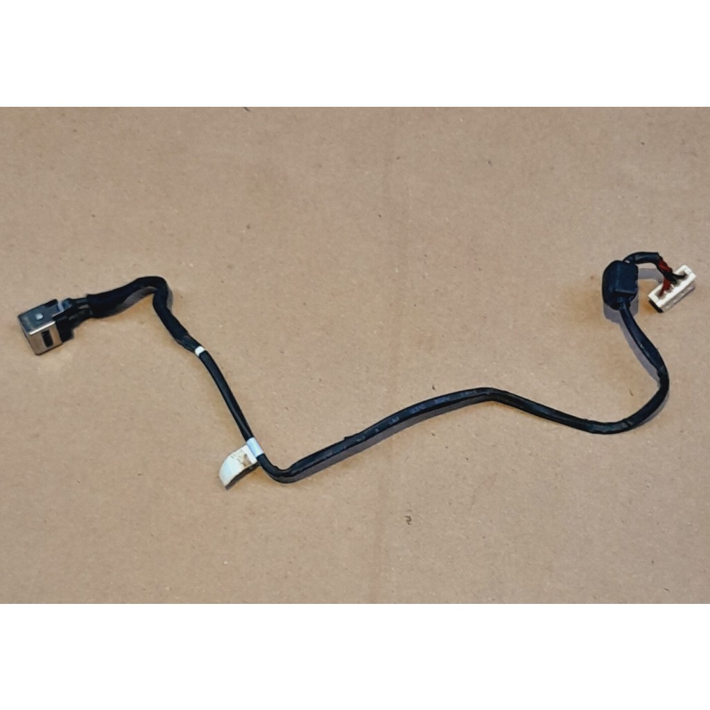 KONEKTOR CHARGER TOSHIBA L645 L645D