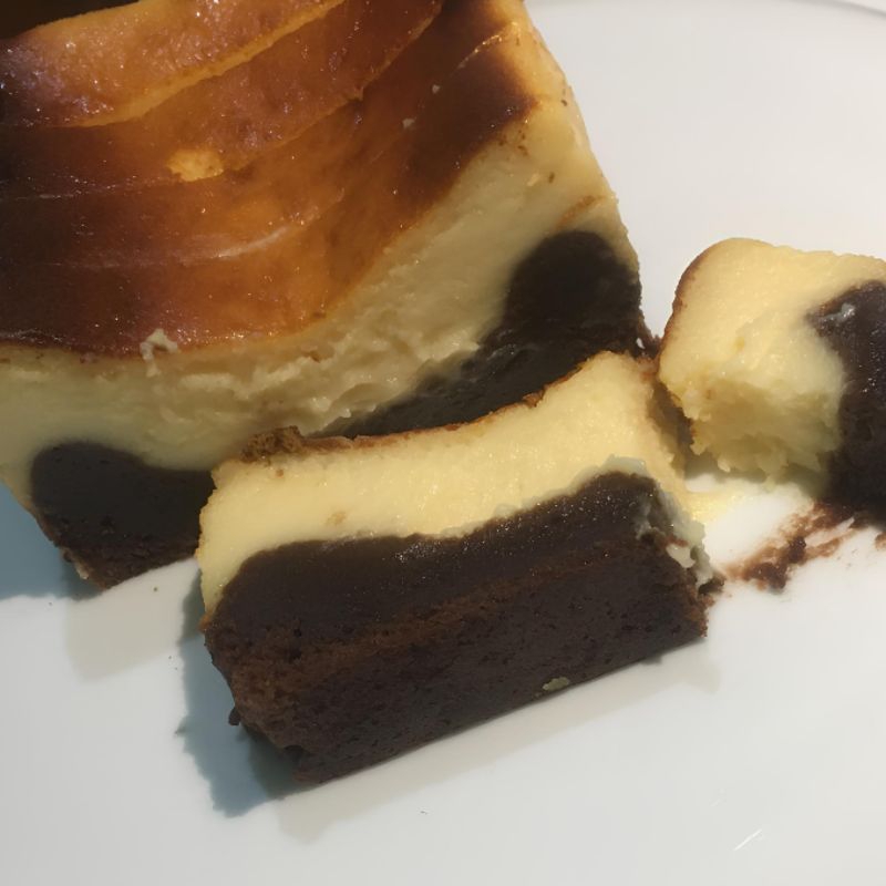 

Burnt Cheese Brownies Slice