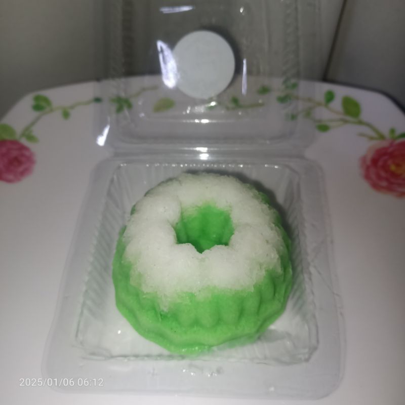 

kue putri ayu kue basah di bogor