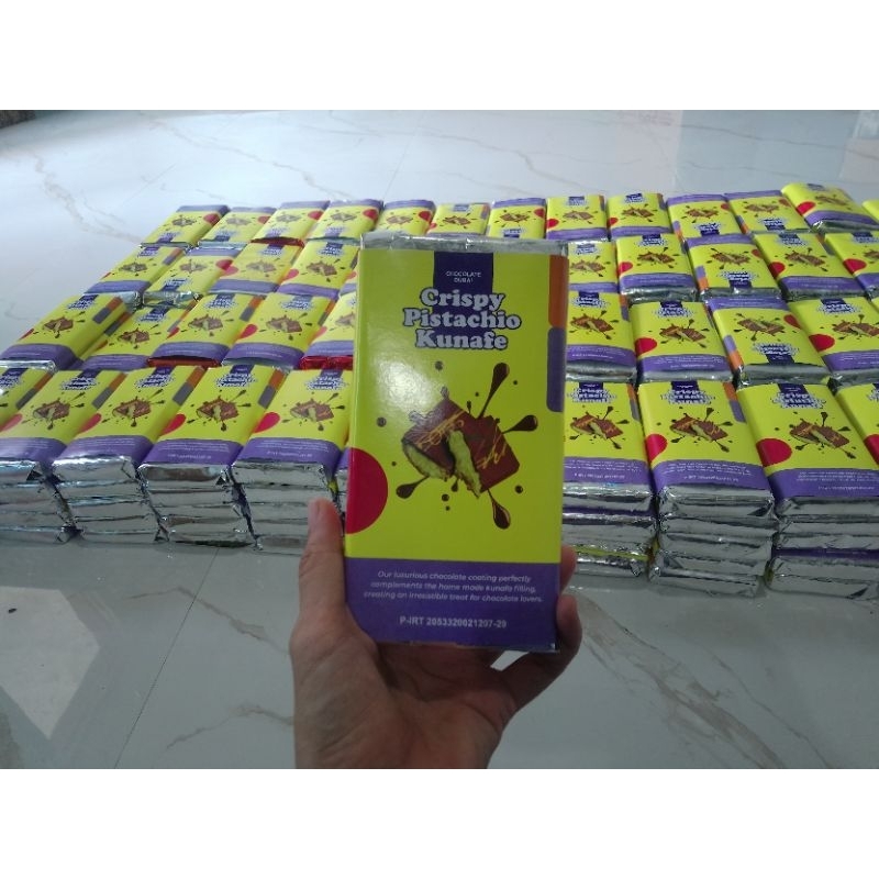 

Dessert coklat Dubai *Kunafa Pistachio* 220gr coklat cemilan sehat enak manis lumer dmulut