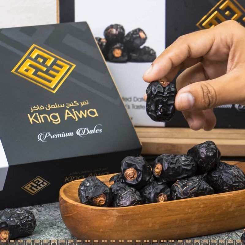 

Kurma Ajwa ( Kurma Nabi )