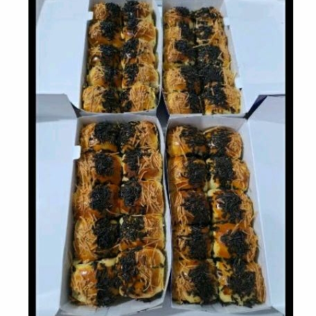 

bolen super sitarasa isi 10