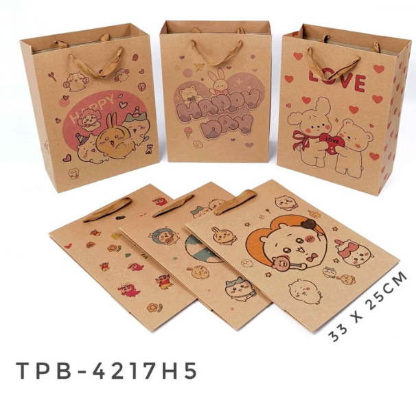 

PAPERBAG BAHAN KERTAS KRAFT UKURAN SEDANG MOTIF CHIIKAWA/TAS KADO