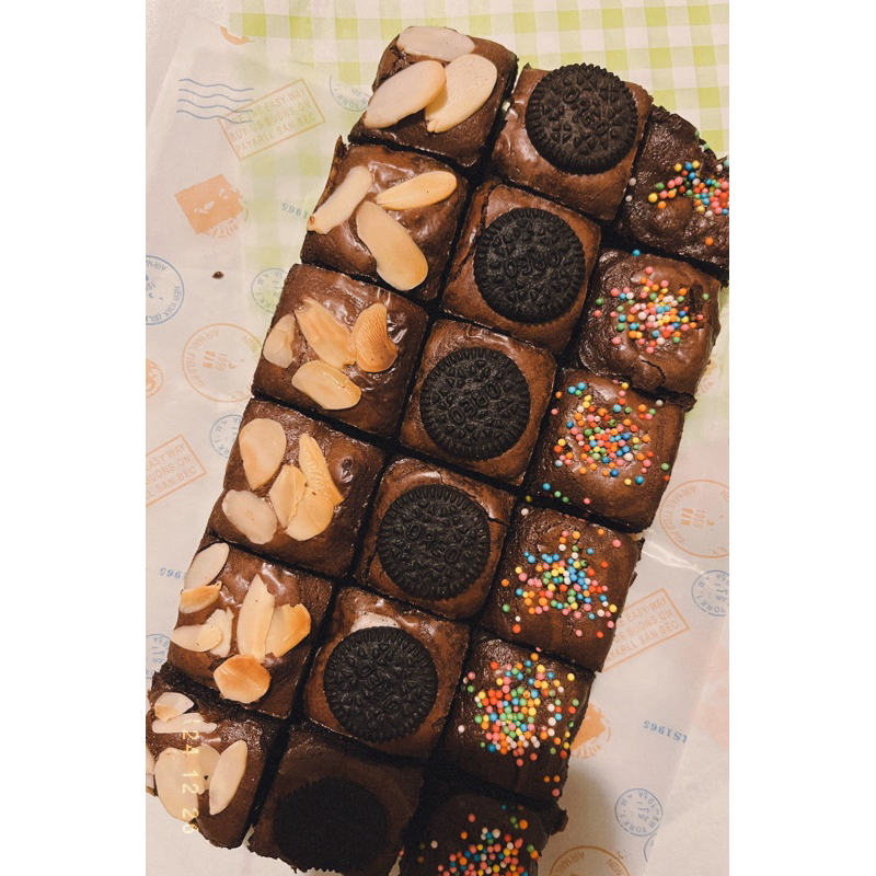 

brownies fudgy bebas pilih toping