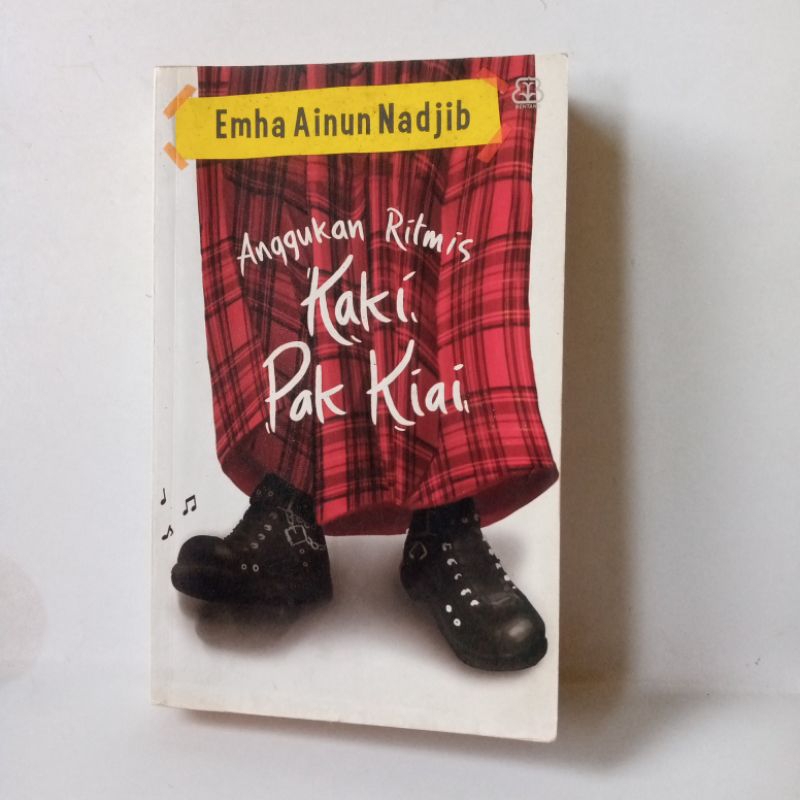 Novel anggukan ritmis kaki pak kiai emha ainun Nadjib