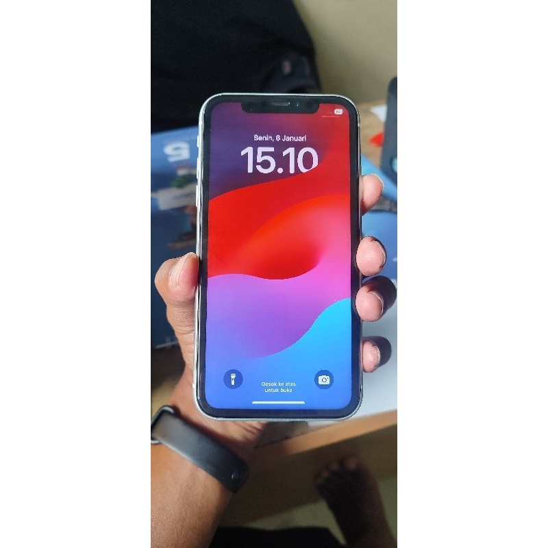 iPhone XR 128gb Wifi only inter kondisi 99%