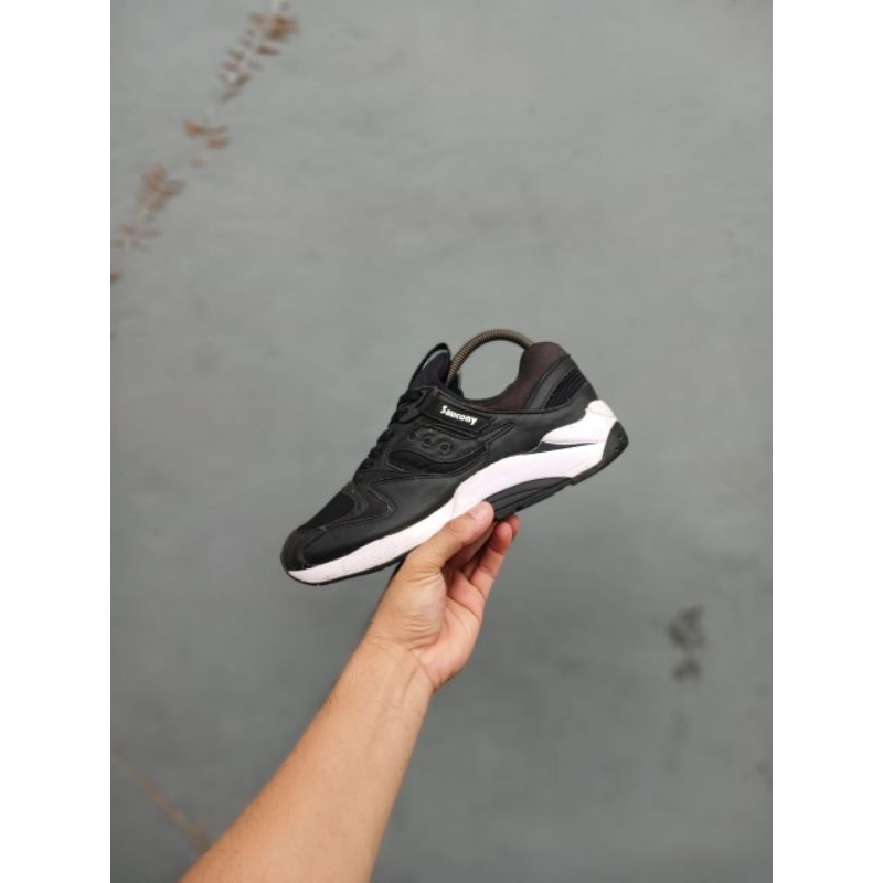SEPATU CASUAL SNEAKERS SAUCONY DXN TRAINER GRID BLACK ORIGINAL