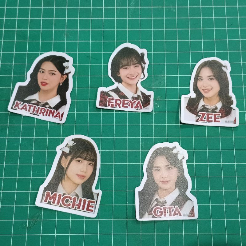 

Stiker Decal member New era Cosmos anti air