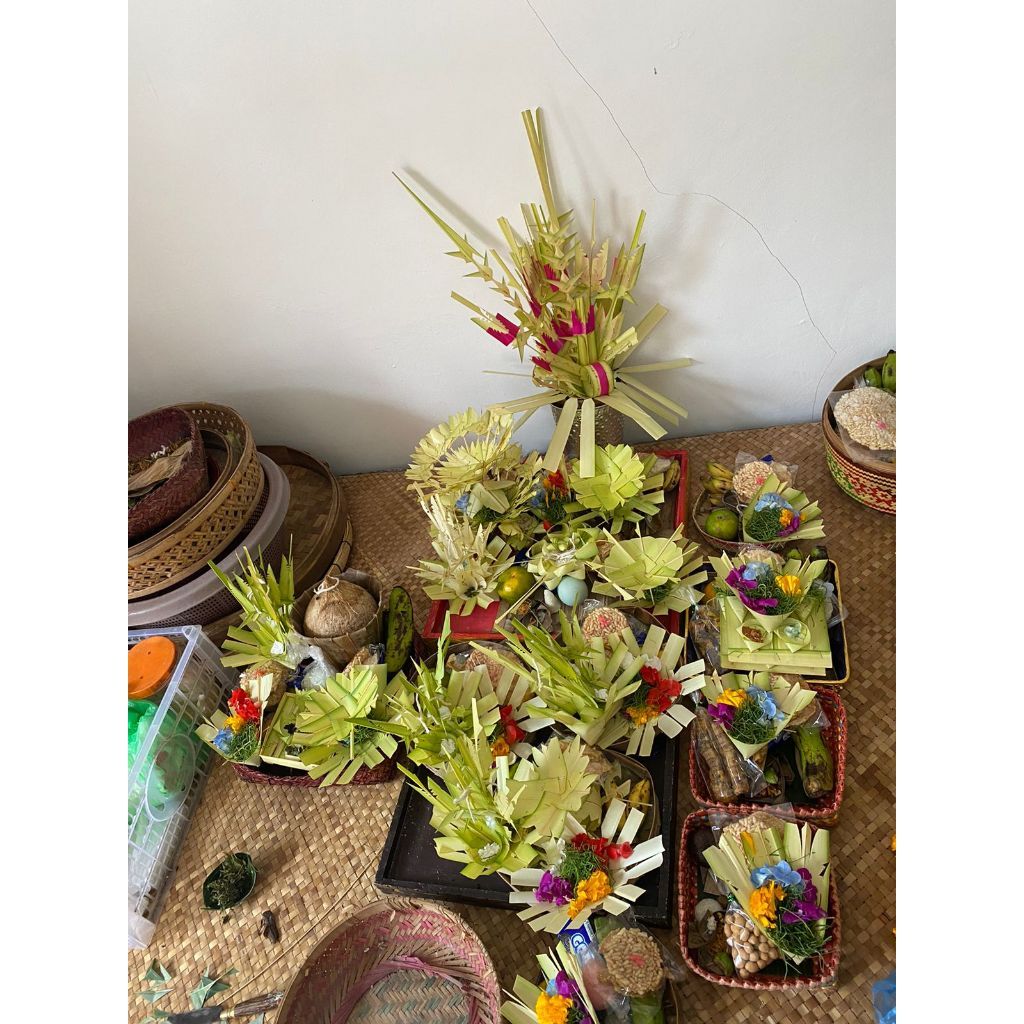 paket banten otonan tumpeng 5 busung bali / busung ibung