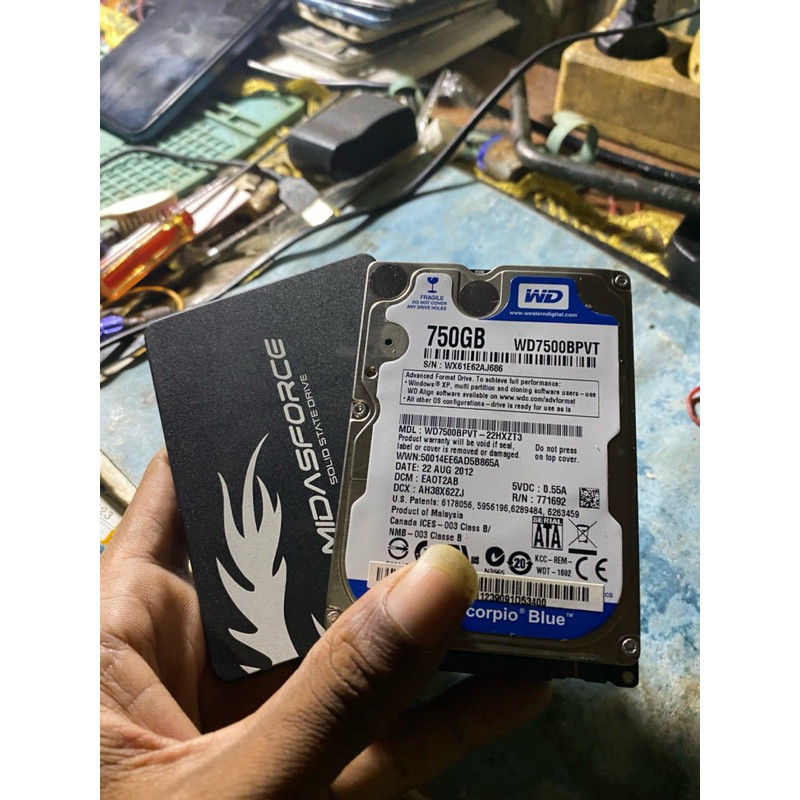 ssd 512gb dan hdd tebal 750g