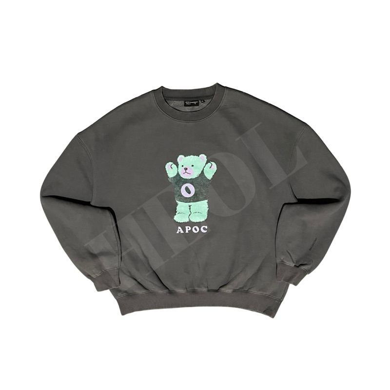 A PIECE OF CAKE CREWNECK