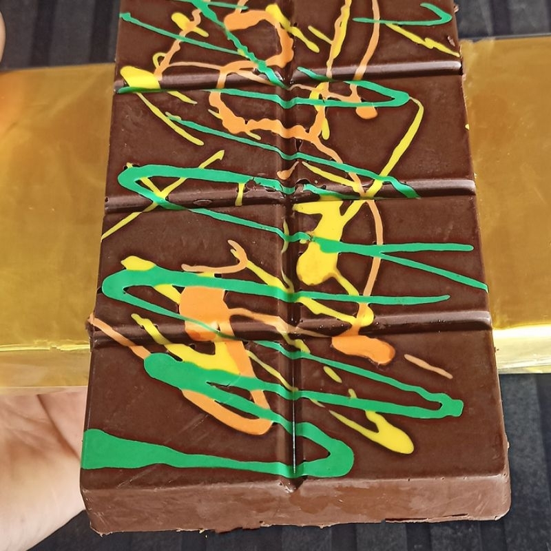 

Coklat Dubai kunafa mede home made