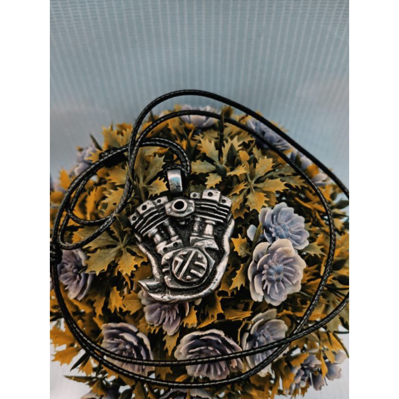 Pendant kalung fashion pria