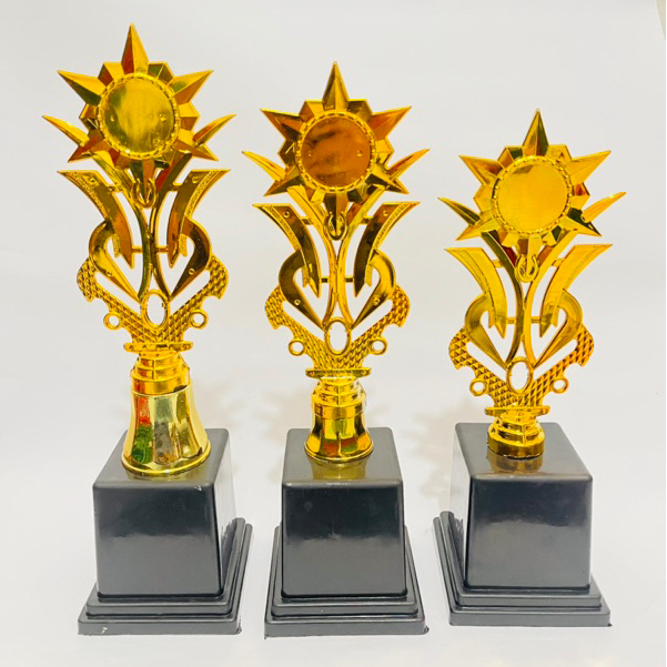 Piala 1 Set Model Matahari untuk Penghargaan Tinggi 30-35 cm Free Design Tulisan & Logo Tropi suraba