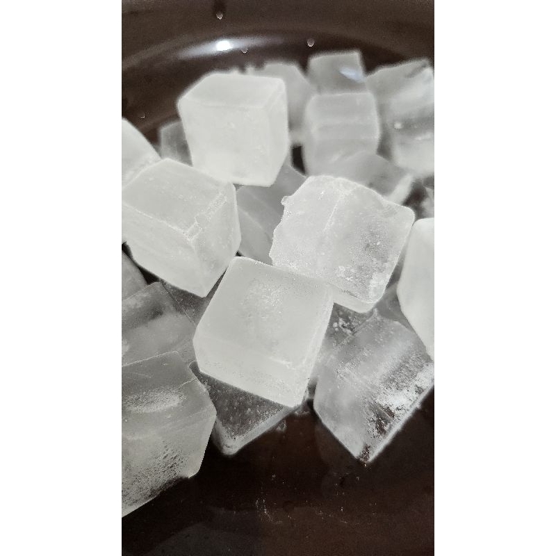 

PROMO MURAH • Es Batu Kristal Kotak 10 kg 15 kg