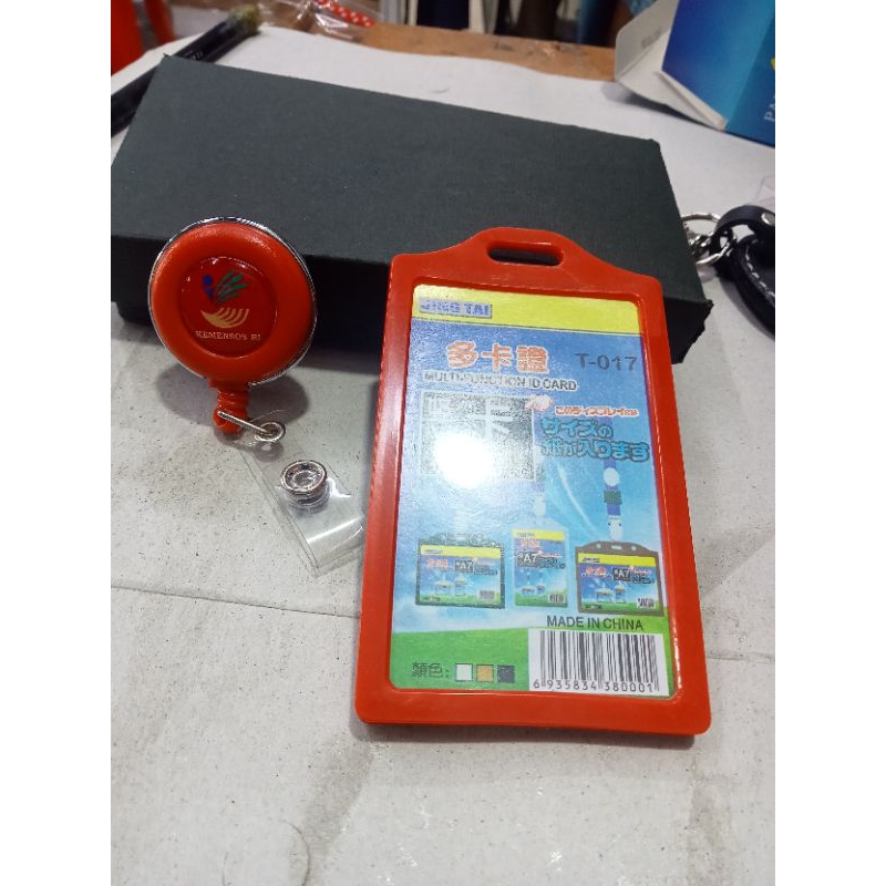 

holder id card Kemensos RI