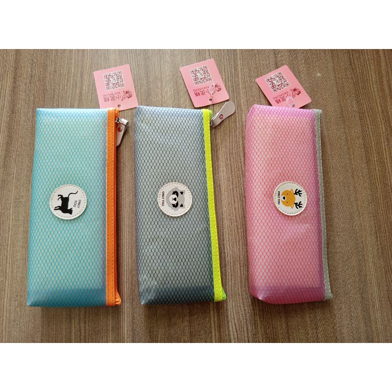 

KOTAK PENSIL RESLETING IMPORT HELLO / ONLY YOU / THE BEST TIME / PENCIL CESE IMPORT BAGUS & KUAT