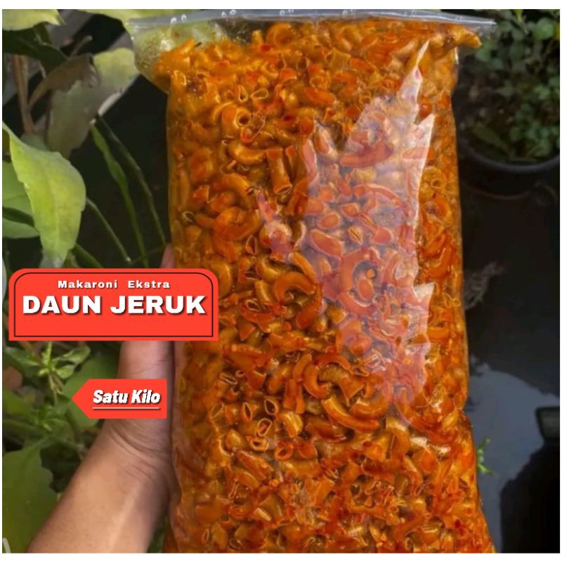 

Makaroni Makroni Bantat Pedas Daun Jeruk Ekstra kencur dan Bawang Putih bumbu seblak Kering Cikruh kemasan 1kilo satu kilo