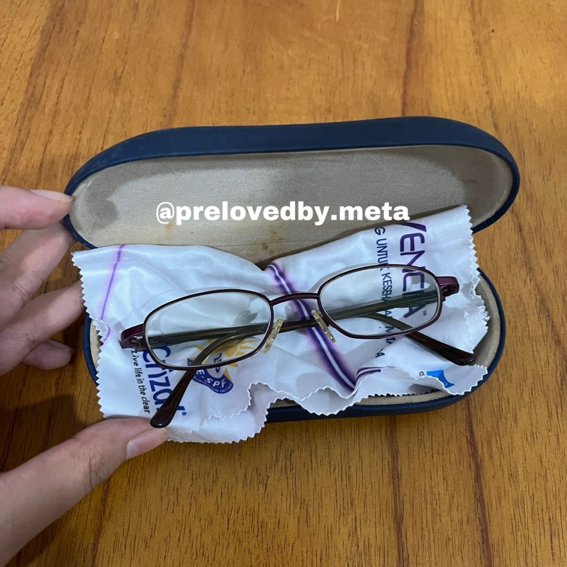 Frame Kacamata Daniel Hecter Warna Ungu