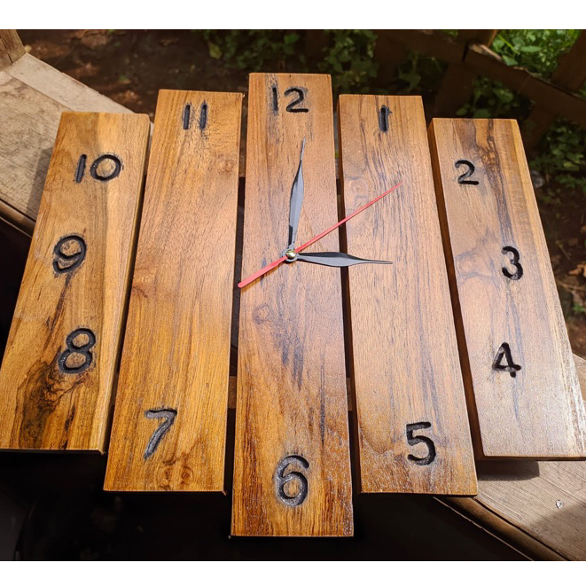 Jam Dinding Kayu Jati Model Jari-Jari