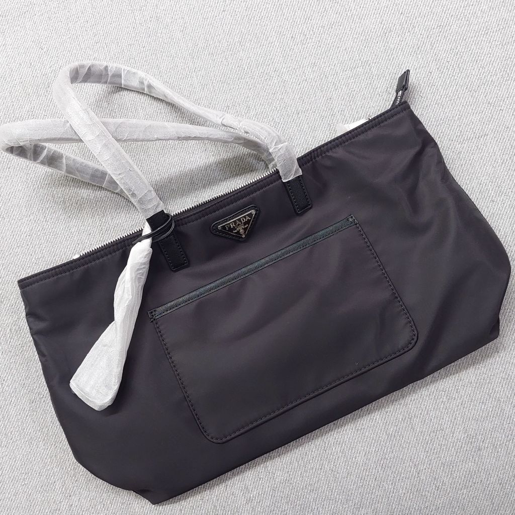 prada nylon tote bag black