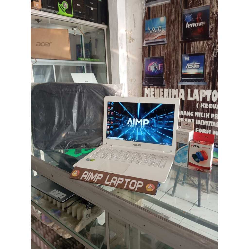 Laptop Asus X456U core i5 gen 7 + Vga invidia geforce 930mx