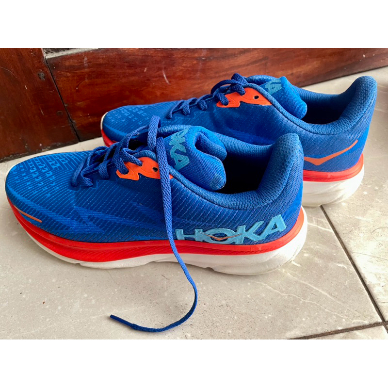 Sepatu Hoka Preloved