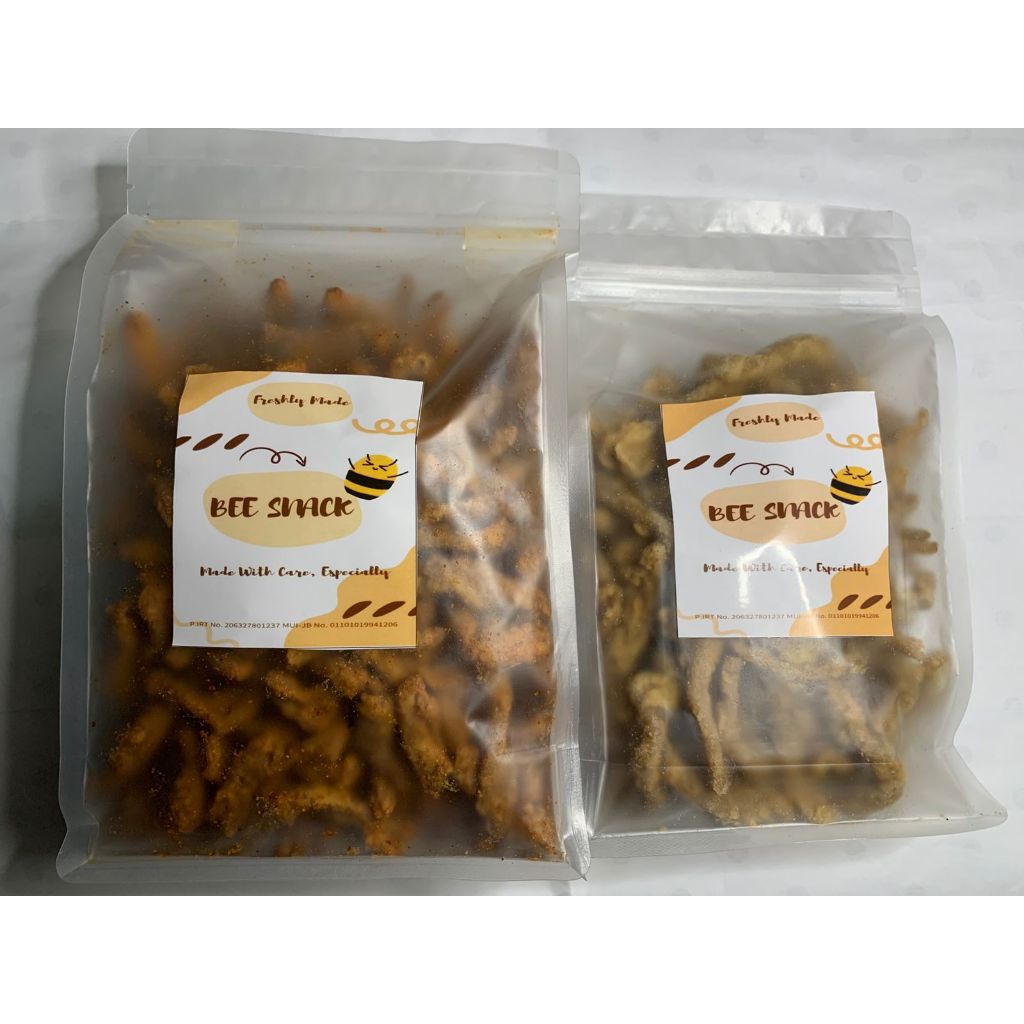 

Usus Krispi / Kripik Usus 500 Gram / 500Gram Usus Crispy bumbu Pedas